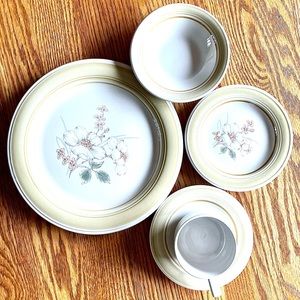 Vintage Dish Set Country Days
